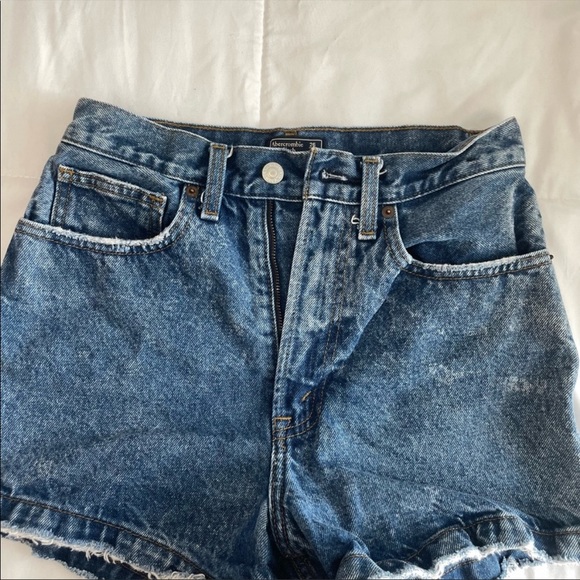 Abercrombie Shorts - Picture 4 of 4